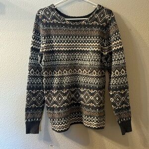 NWT NorthCrest sweater size small